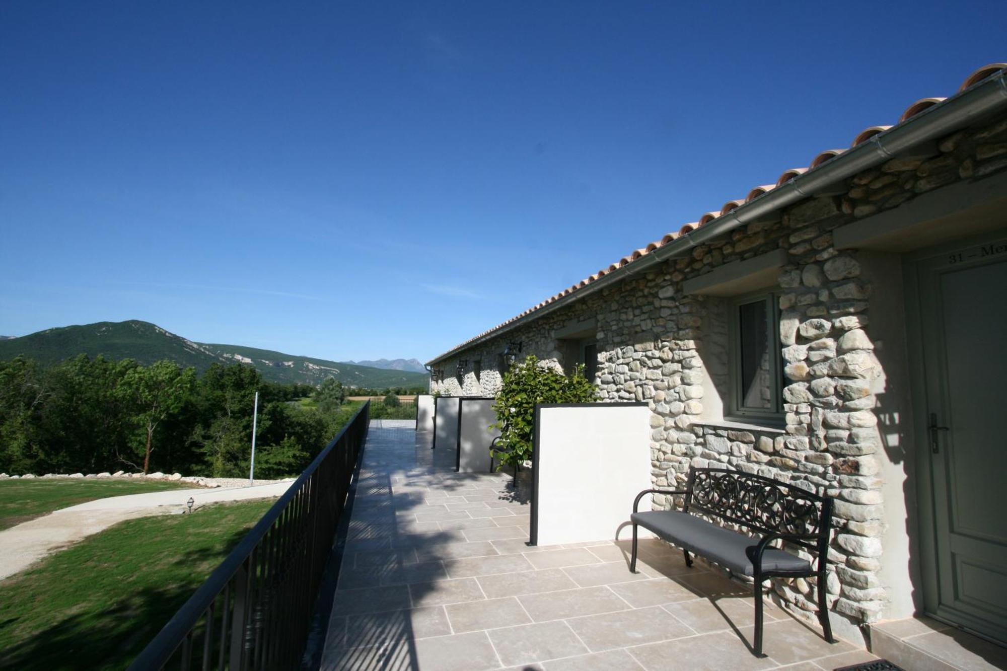 Chateau Les Oliviers De Salettes Charols Rum bild