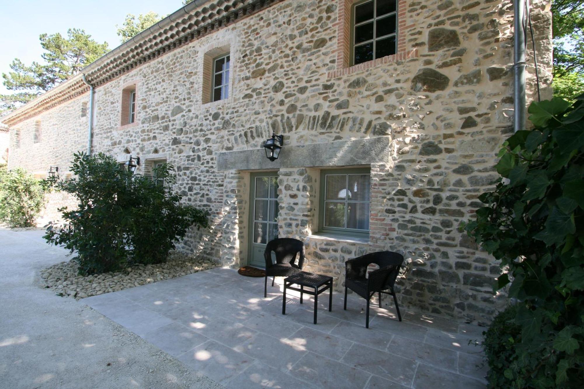 Chateau Les Oliviers De Salettes Charols Rum bild